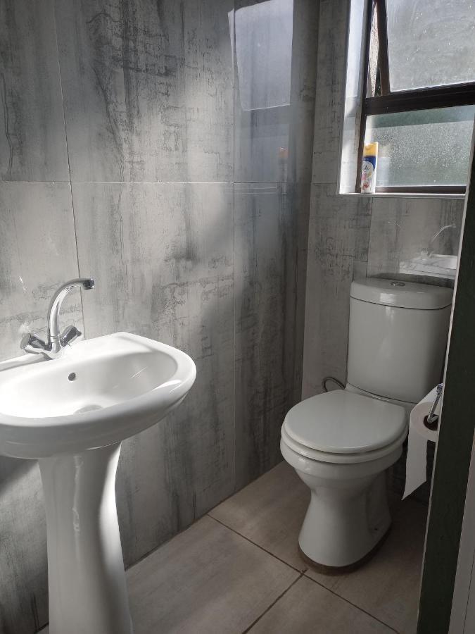 Wise Bird Guest House Roodepoort Εξωτερικό φωτογραφία
