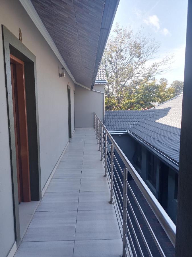 Wise Bird Guest House Roodepoort Εξωτερικό φωτογραφία