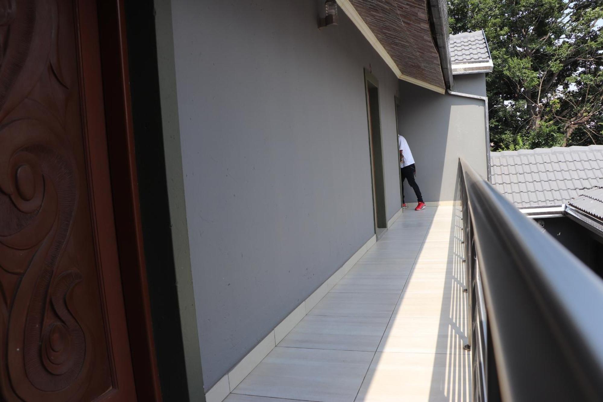 Wise Bird Guest House Roodepoort Εξωτερικό φωτογραφία