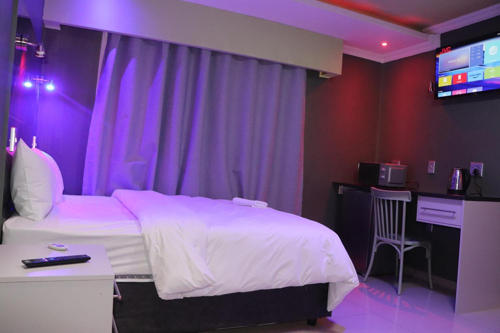 Wise Bird Guest House Roodepoort Εξωτερικό φωτογραφία